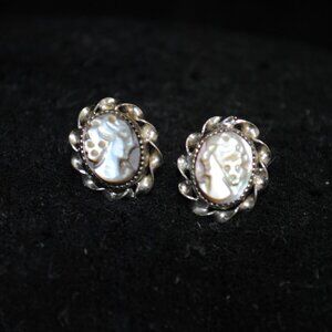 Vintage Small Mother of Pearl Shell Cameo Stud Earrings
